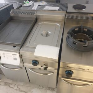 BAIN MARIE