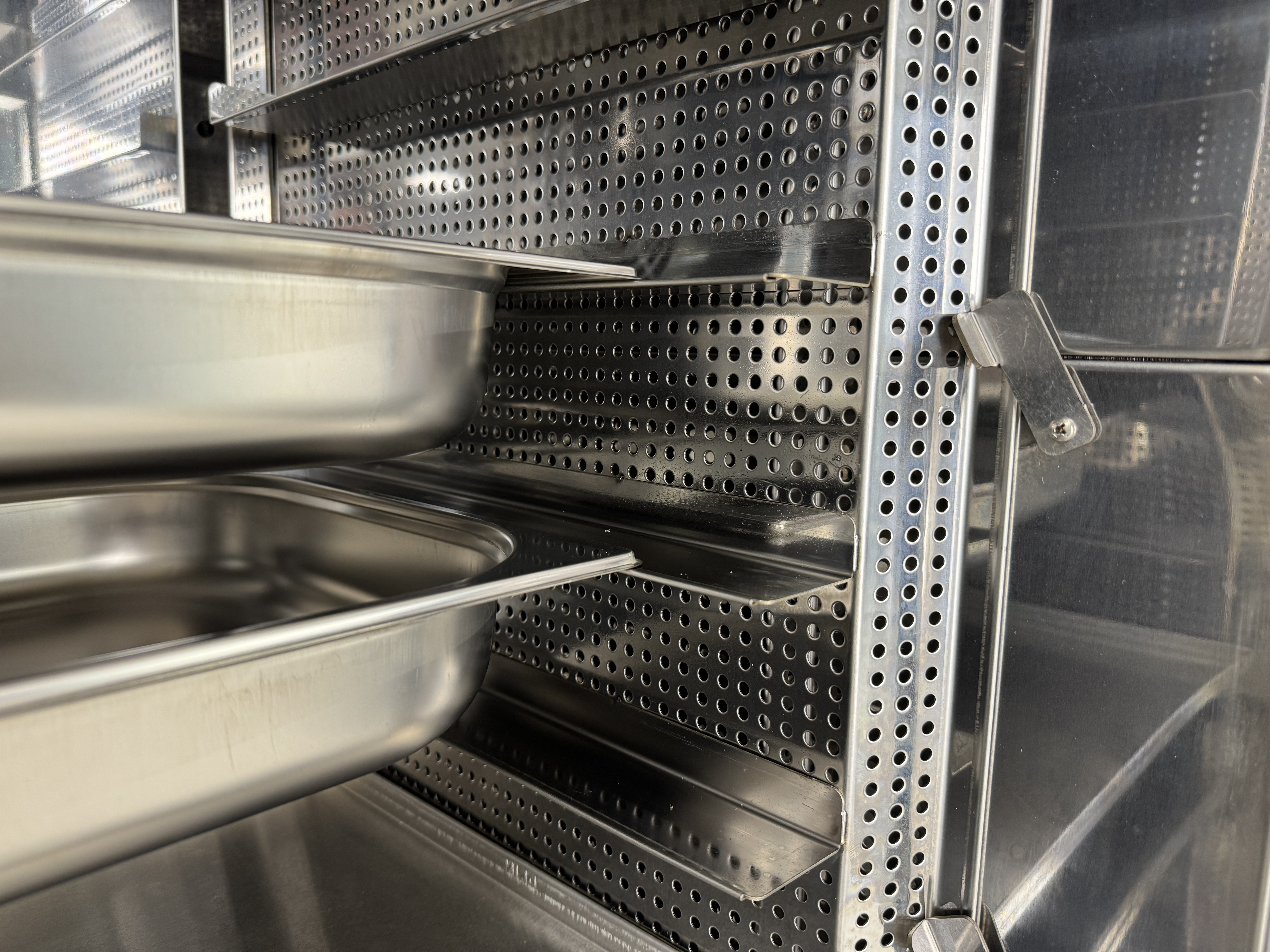 Cuptor convectomat profesional cu umidificator 6 tavi GN 1/1 sau 600×400, 380 V