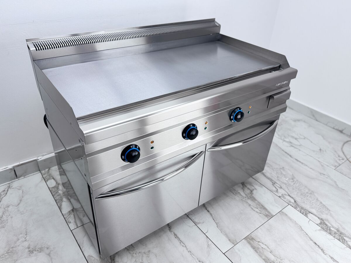 Gratar/Grill electric profesional cu suprafata neteda, Linia 700, 1200x700x300mm de banc Gratar/Grill electric profesional cu suprafata neteda, Linia 700, 1200x700x300mm de banc