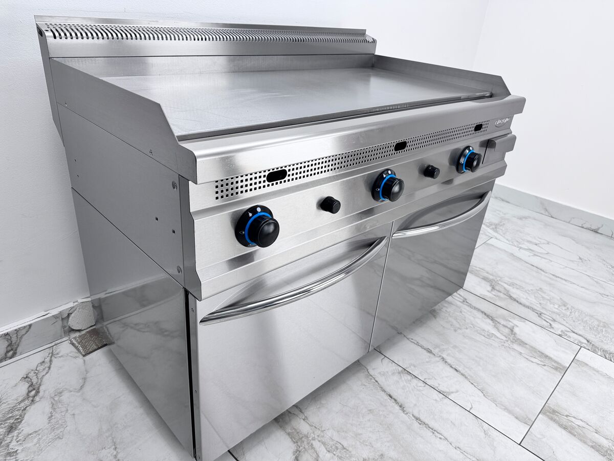 Gratar/Grill profesional pe gaz cu suprafata neteda, placa gratar 1200x700x300mm, de banc Gratar/Grill profesional pe gaz cu suprafata neteda, placa gratar 1200x700x300mm, de banc
